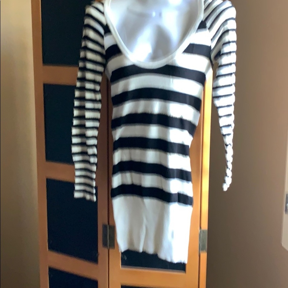 Guess sweater